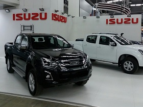 SAJAM AUTOMOBILA - ŠTAND  ISUZU